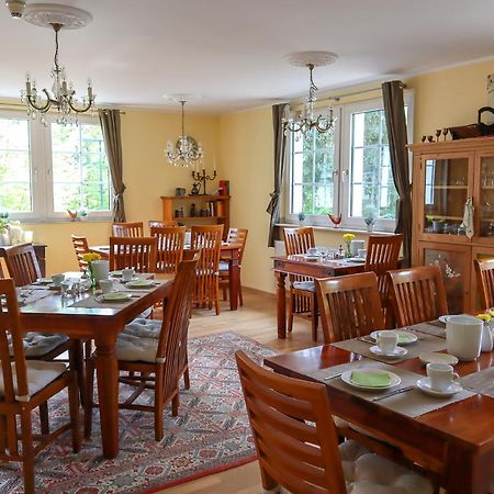 Hotel Gut Moschenhof Dusseldorf Ngoại thất bức ảnh