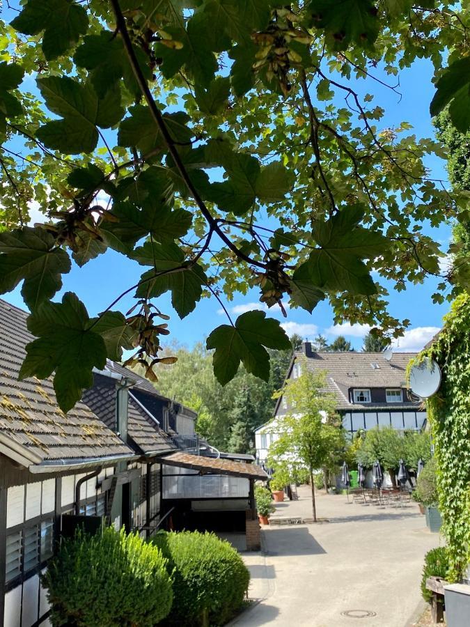 Hotel Gut Moschenhof Dusseldorf Ngoại thất bức ảnh