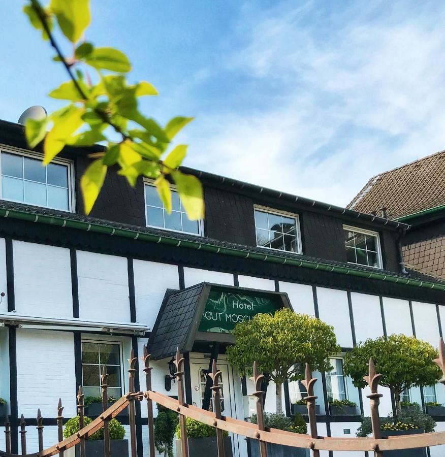 Hotel Gut Moschenhof Dusseldorf Ngoại thất bức ảnh